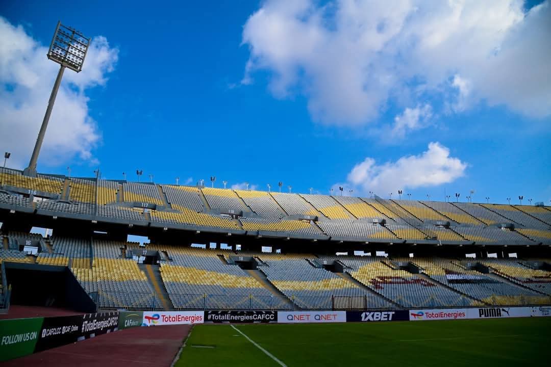 ملعب برج العرب جاهز لمواجهة الزمالك و المصرى