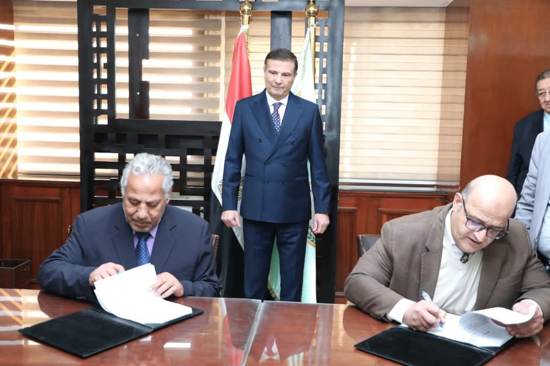 بروتوكول تعاون لإعادة تدوير المخلفات الزراعية واستخدامها فى إنتاج "البيتموس"