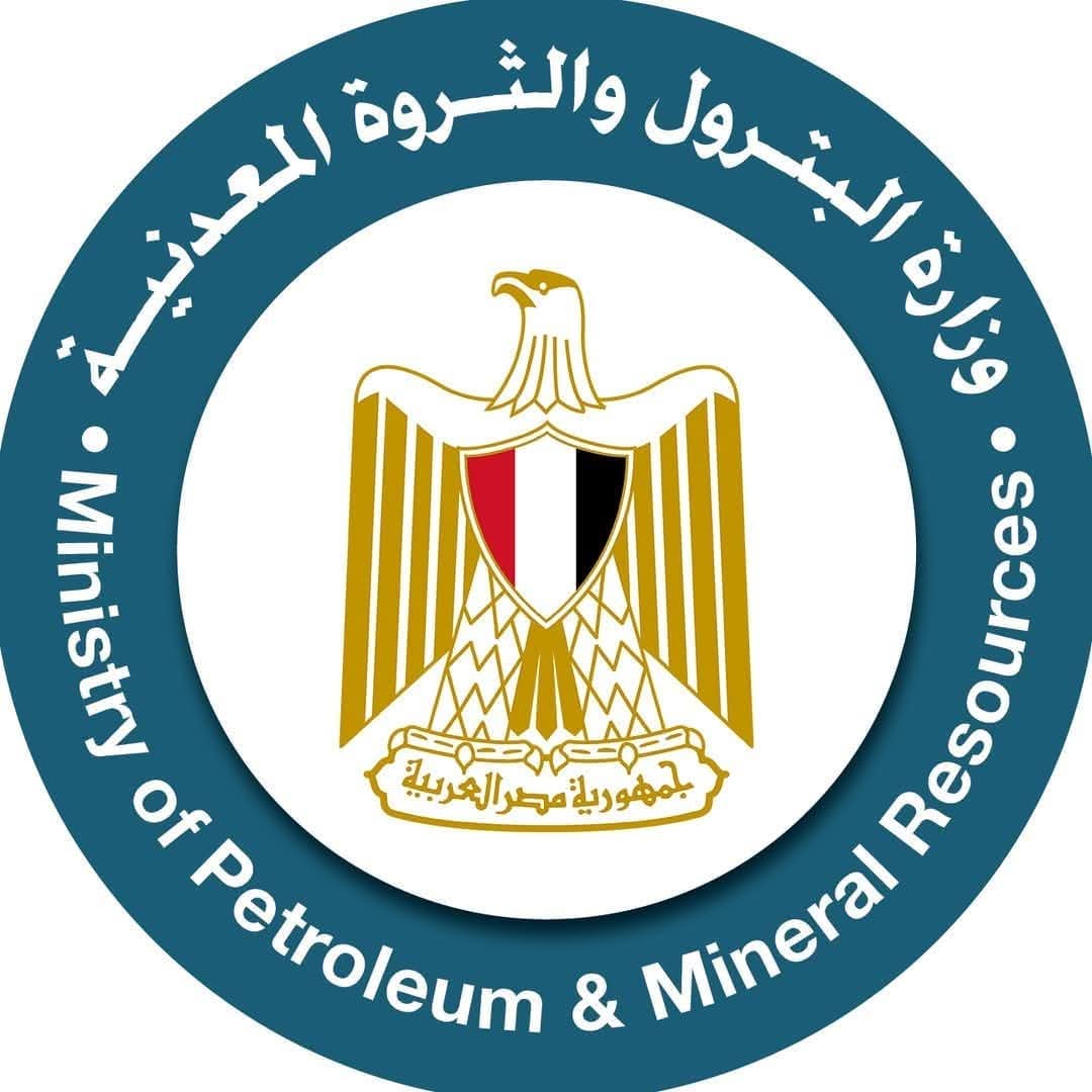 وزير البترول فى موقع حادث كسر خط نقل البوتاجاز ( مسطرد - الهايكستب )