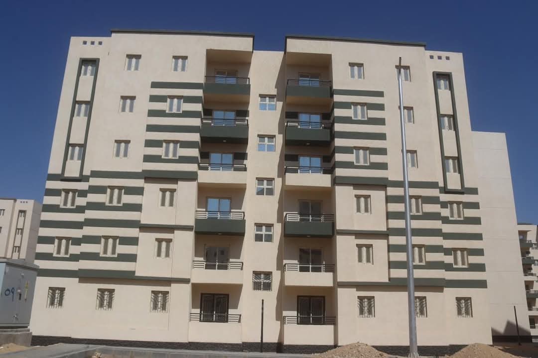وزير الإسكان: 1.927مليار جنيه قيمة المشروعات بخطة العام المالى الحالى بالعاشر من رمضان