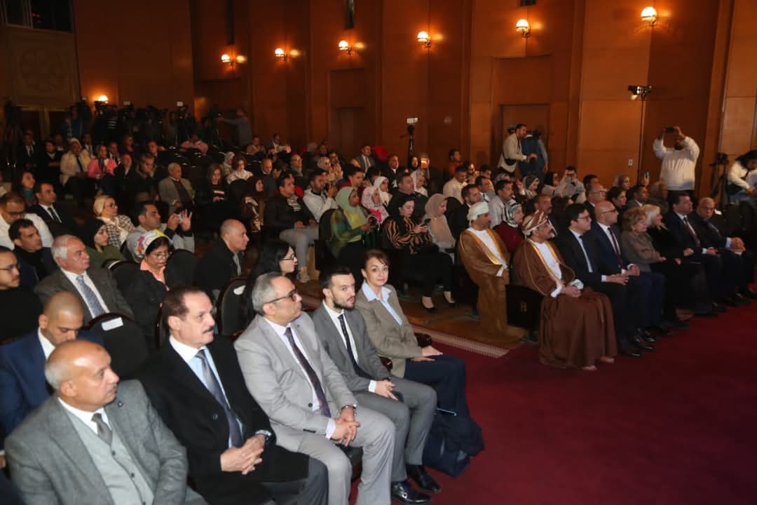 وزير الثقافة يُعلن تفاصيل فعاليات الدورة الـ 56 لمعرِض القاهرة الدُولي للكتاب