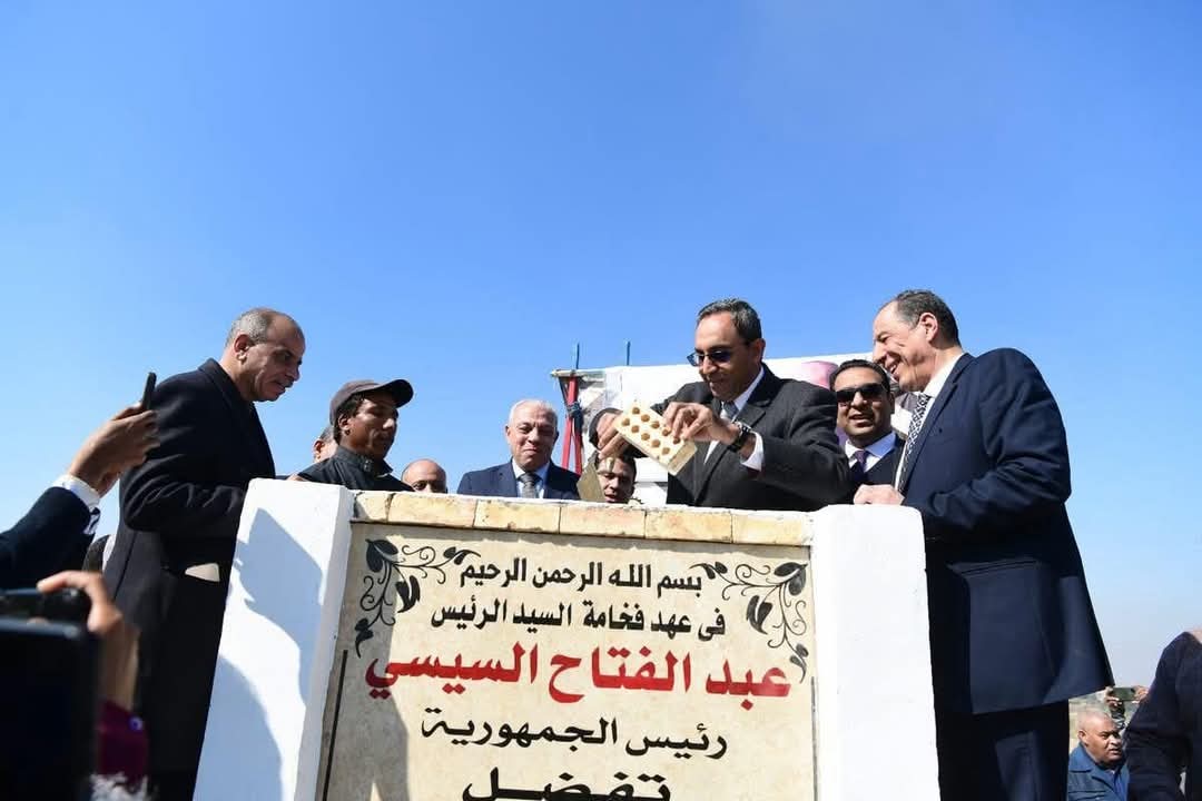 وضع حجر أساس محطة إنتاج شتلات القصب بقرية المراشدة