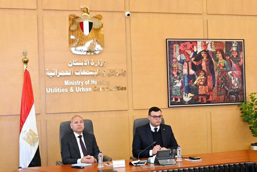 وزير الإسكان ومحافظ القاهرة يترأسان اجتماع لجنة مشروع تطوير "مثلث ماسبيرو"