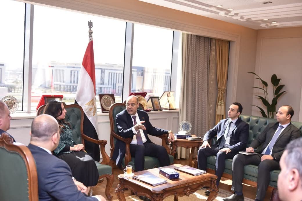 وزير العمل يبحث مع وفد «إبدأ لتنمية المشروعات"تطوير منظومة التدريب المهنى