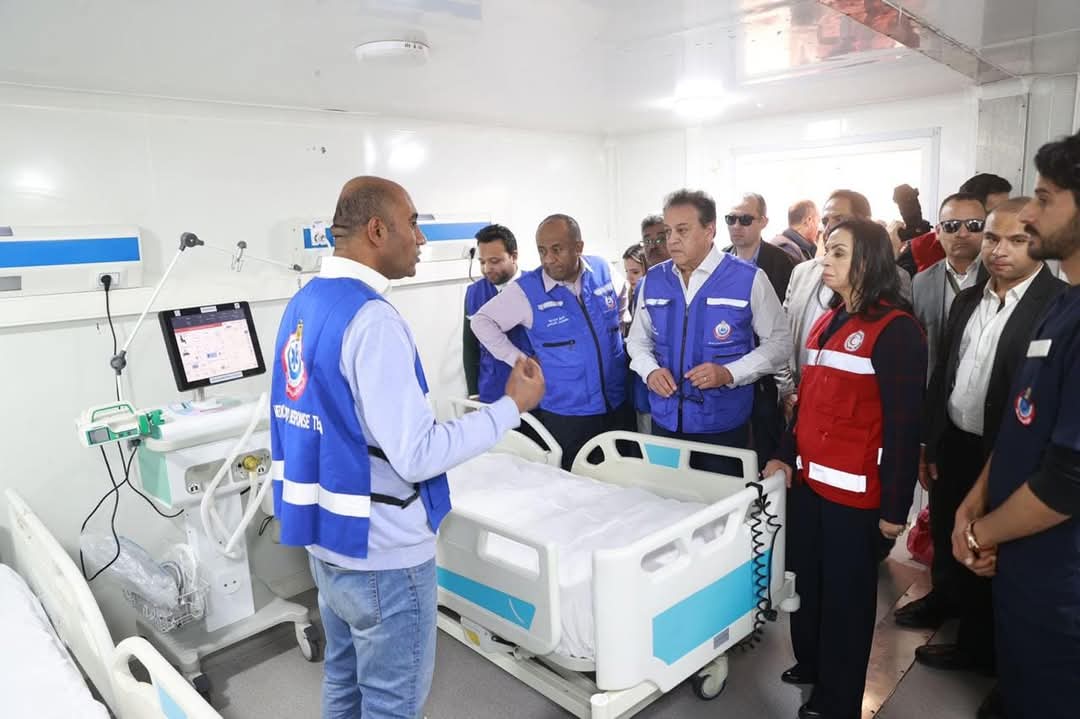 نائب رئيس مجلس الوزراء وزير الصحة يتفقد مستشفى الشيخ زويد بشمال سيناء 