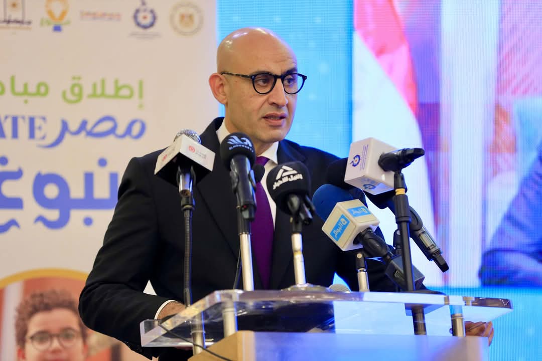 القضاء الإدارى يلغى قرار وزير التعليم بتدريس العربى والتاريخ لطلاب المدارس الدولية والدبلومة الأمريكية
