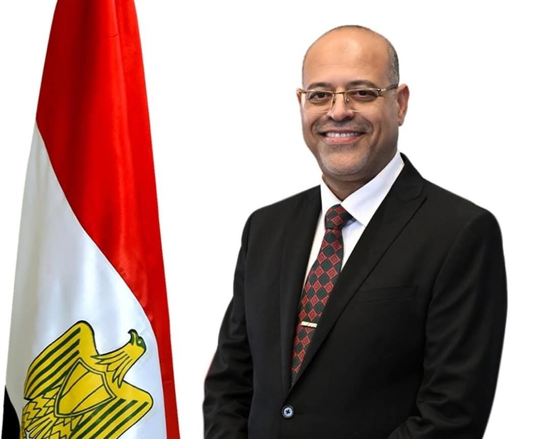 وزارة العمل تحذر من صفحات وهمية تنشر معلومات كاذبة عن تسجيل بيانات "العمالة غير المنتظمة"