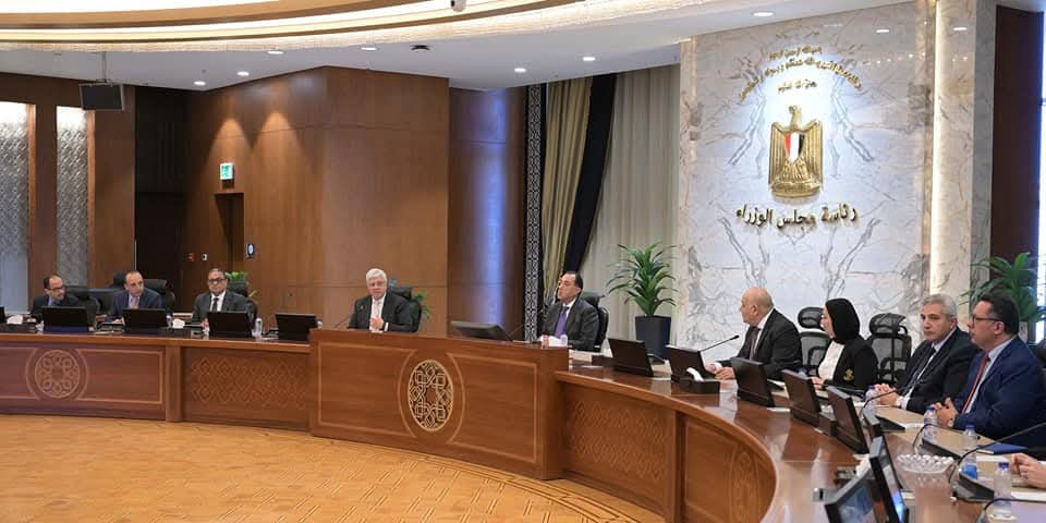 الوزراء يلتقي عددًا من ممثلى دور النشر الدولية للتعاون مع بنك المعرفة المصرى