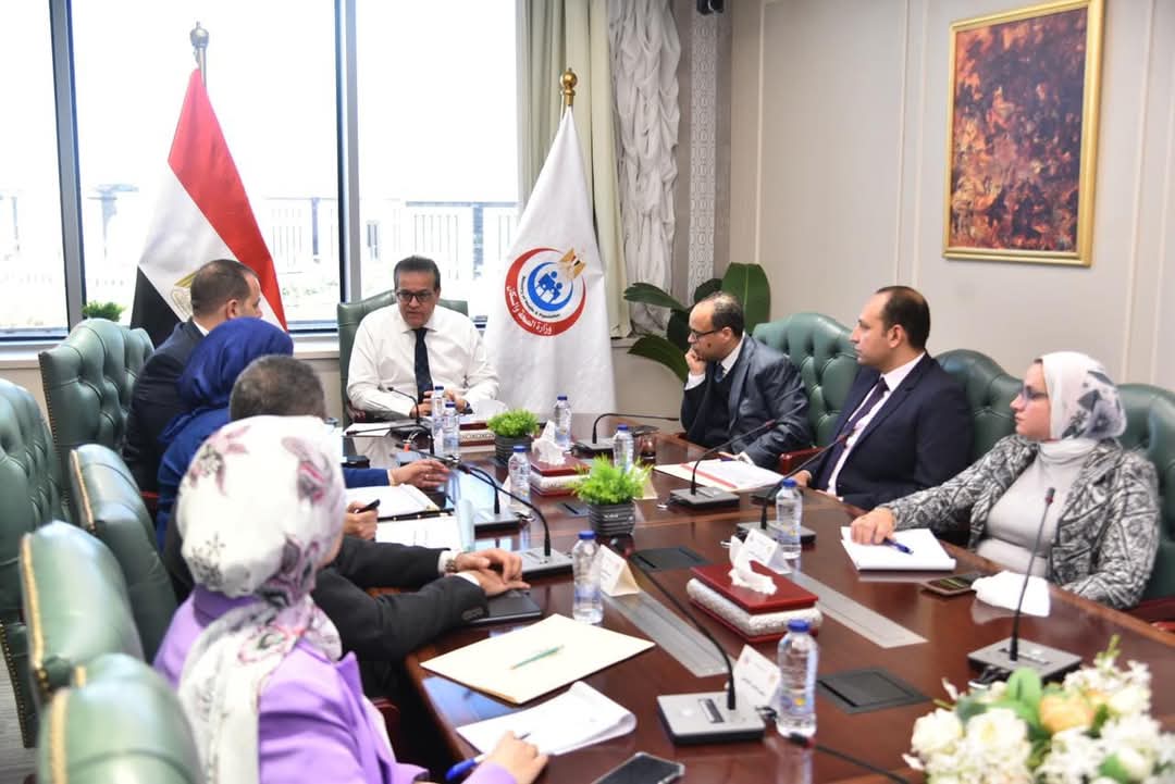 وزير الصحة يتابع مستجدات المشروع القومى لإنهاء قوائم الانتظار الخاصة بزرع النخاغ