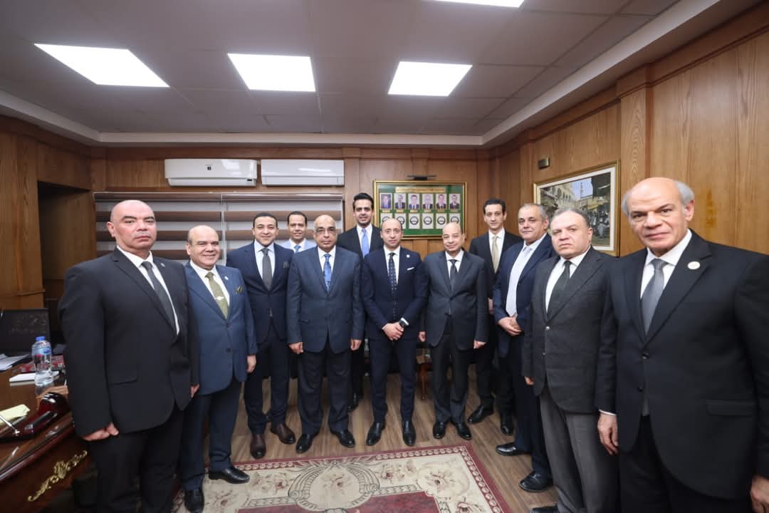 وزير العدل يتفقد أعمال التطوير والترميم لمجمع محاكم الجلاء 