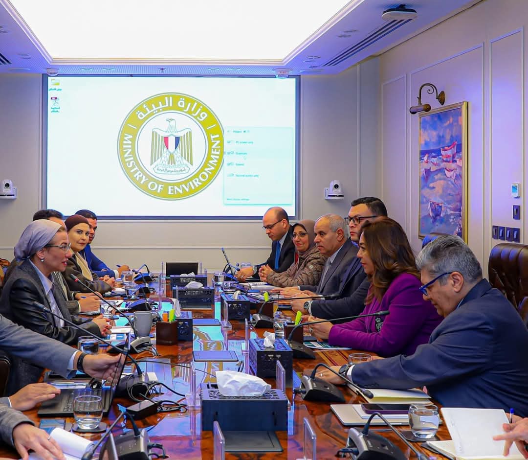 3وزراء يناقشون التكامل بشأن البنية التحتية لمنظومة إدارة المخلفات بين المحافظات والمدن الجديدة 