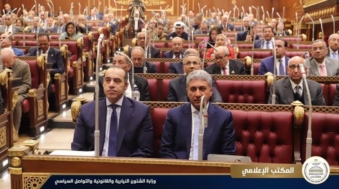 وزير الشئون النيابية يشهد جلسة عمليات ترميم الآثار