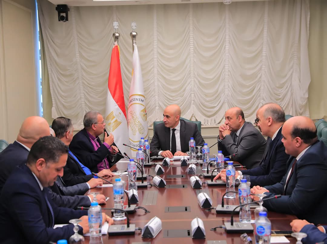 وزير التعليم يستعرض مع رئيس الطائفة الإنجيلية بمصر مقترح "شهادة البكالوريا المصرية" - الخبر لايف