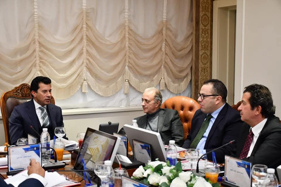 صبحى يترأس اجتماع مجلس إدارة صندوق التمويل الأهلى لرعاية النشء والشباب والرياضة