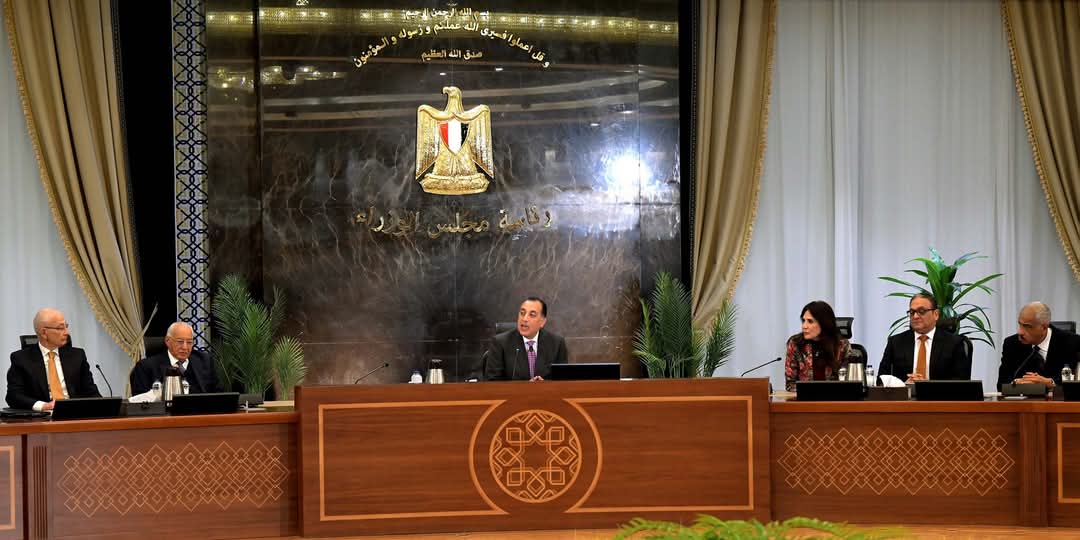 رئيس الوزراء يلتقى أعضاء "اللجان الاستشارية المُتخصصة"