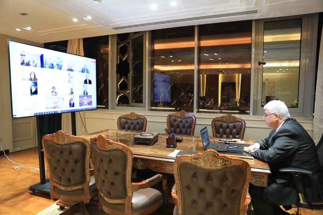 وزير التعليم العالى يترأس اجتماعًا طارئًا للمجلس الأعلى للجامعات