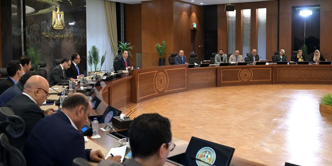 رئيس الوزراء: الرئيس كلّف الحكومة بوضع حزمة اجتماعية جديدة..والإعلان عنها قريبًا