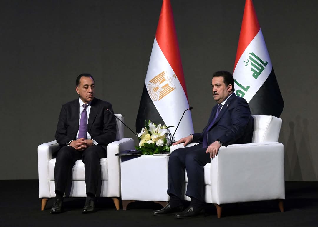 رئيس وزراء العراق: نعتز بالتجربة الرائدة للقطاع الخاص المصرى وجهوده فى مختلف القطاعات والمجالات