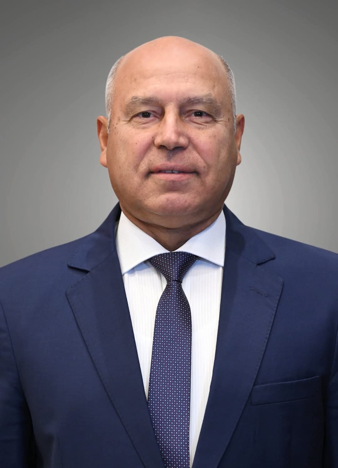 وزير الصناعة والنقل يلتقى المستثمرين الصناعيين بكفر الشيخ ..غداً 