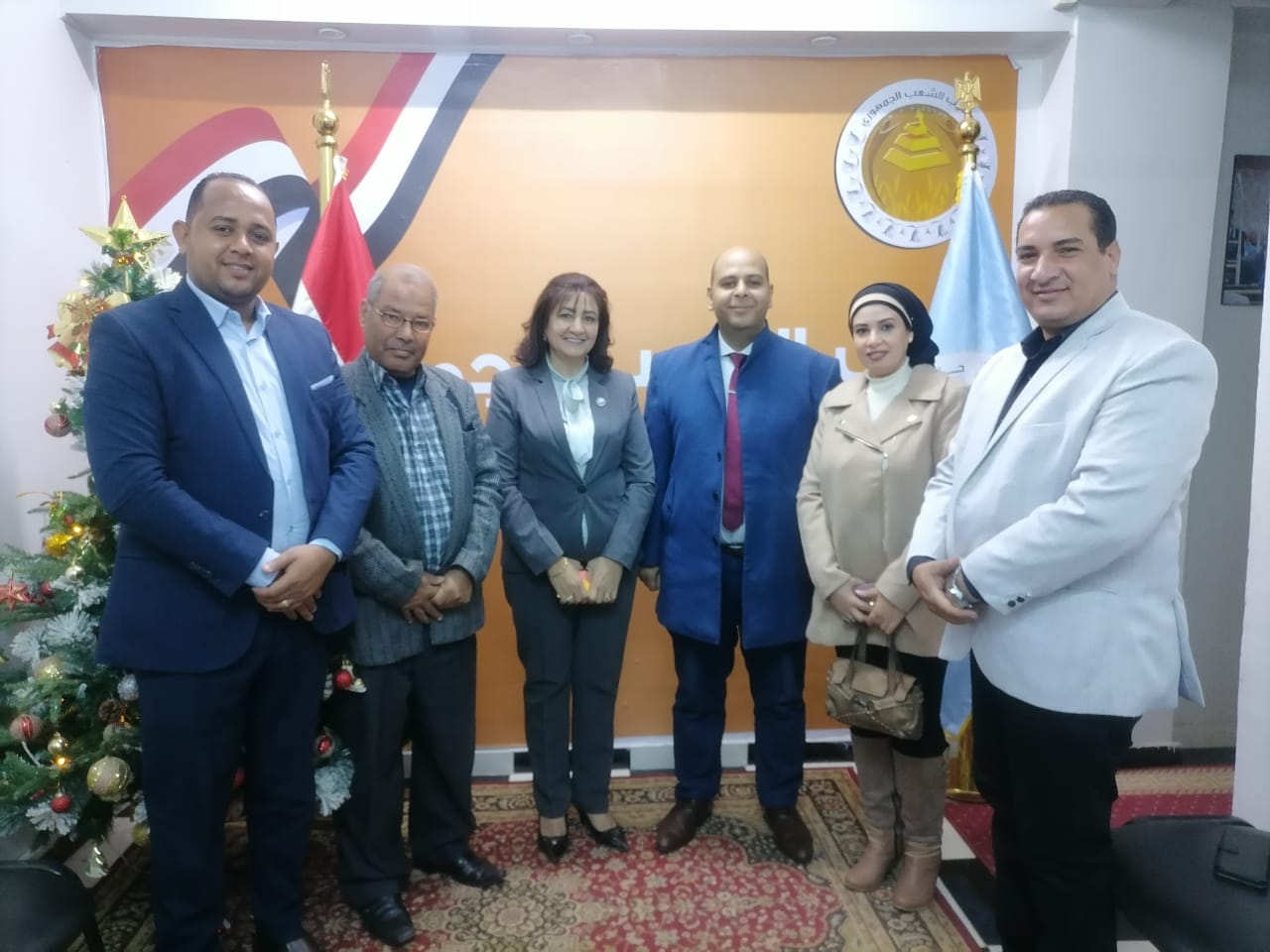أعضاء محاكاة مجلس الشيوخ فى قنا يهنئون النائبة نجلاء باخوم بعيد الميلاد المجيد