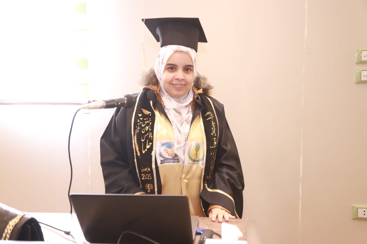 رسالة ماجستير بجامعة جنوب الوادى تناقش مكافحة البق الدقيقى باستخدام الأعداء الحيوية