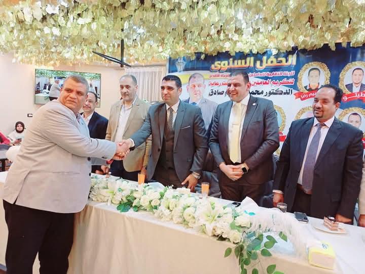 تكريم العاملين المتميزين بقطاع كهرباء الأقصر