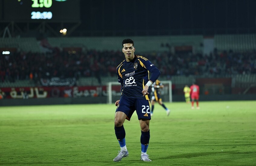 الأهلى يهزم قاهر الزمالك بثلاثية