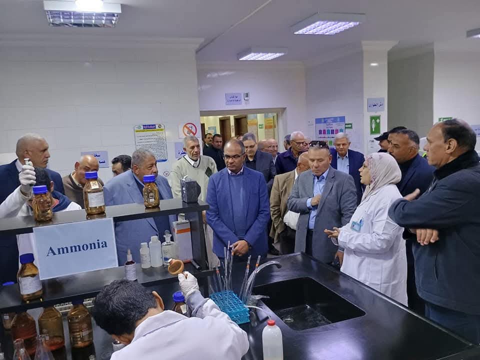 نائب وزير الإسكان يتفقد  سير العمل بمنظومة مياه الشرب والصرف الصحى بالقاهرة