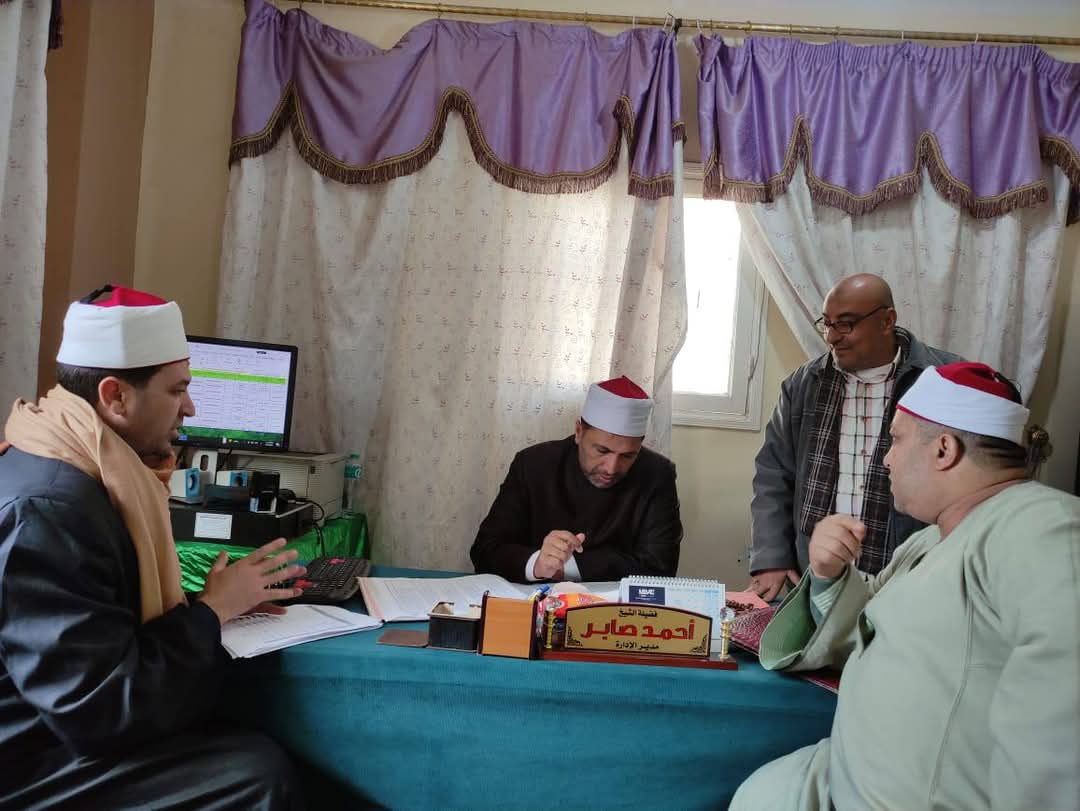 جولة مفاجئة لوكيل وزارة الأوقاف بالفيوم بإدارة أبشواي .. لمتابعة الانضباط