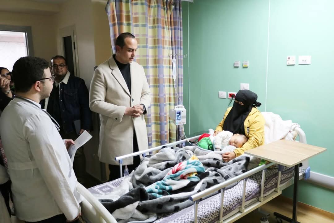 رئيس هيئة الرعاية الصحية يُفاجئ المنشآت الصحية بالسويس