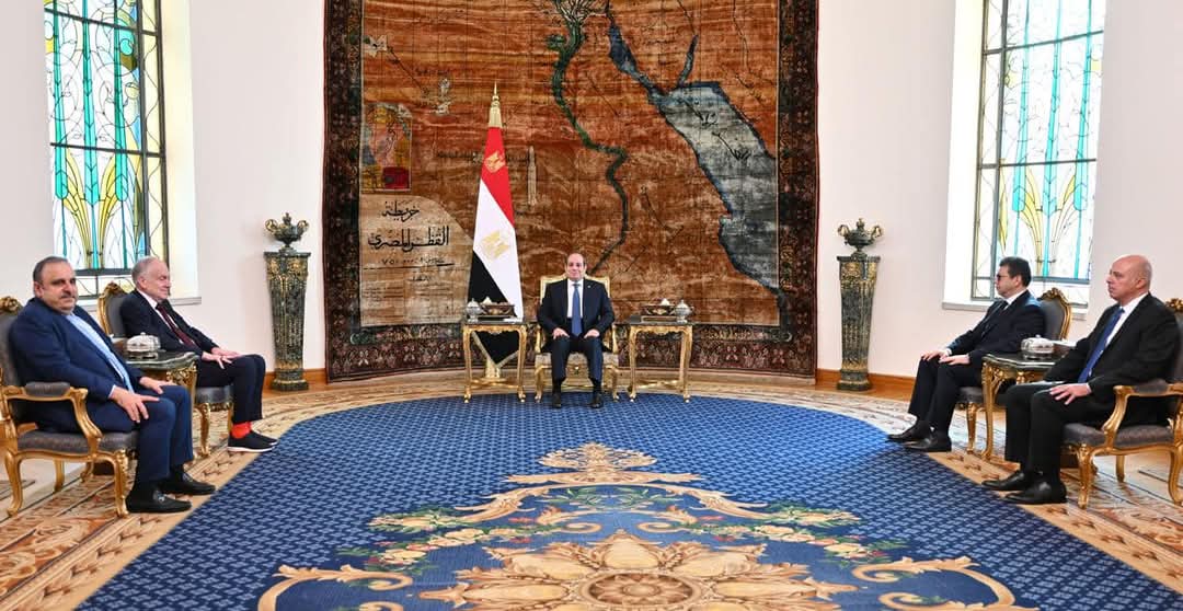 الرئيس يستقبل رئيس الكونجرس اليهودى العالمى