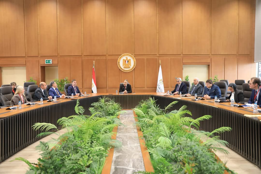 اجتماع مشترك لقيادات التعليم العالى مع أعضاء البعثة التعليمية البريطانية