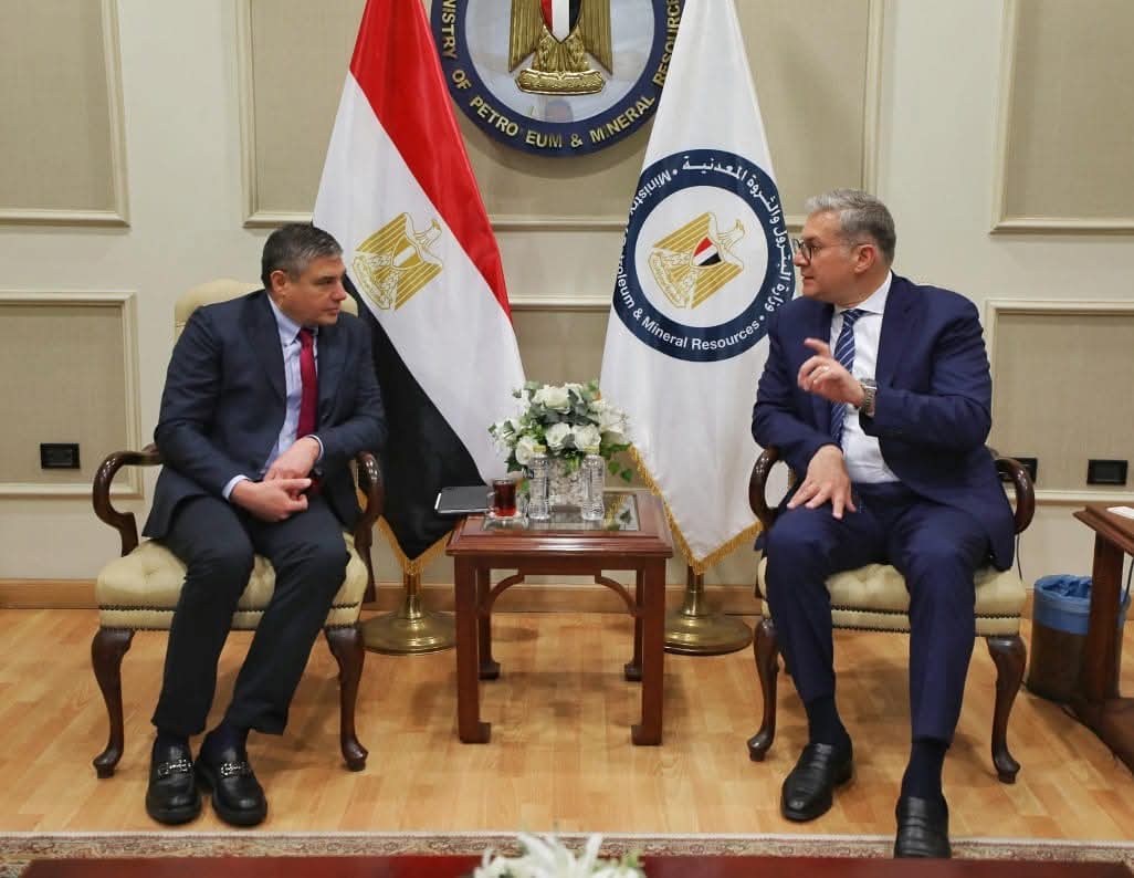 وزير البترول يبحث مع الرئيس التنفيذى لشركة بيكر هيوز العالمية مشروعات التحول الطاقى