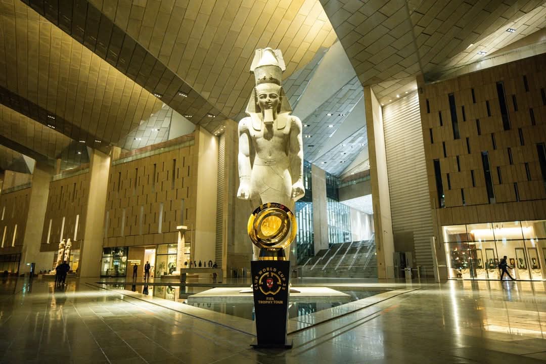 وفد من الاتحاد الدولى لكرة القدم يزور المتحف المصرى الكبير