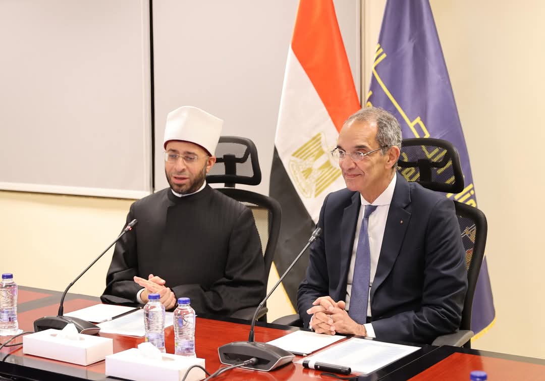 الاتصالات: إطلاق 3 خدمات لتمكين المواطنين من التبرع بسهولة عبر منصة "مصر الرقمية"