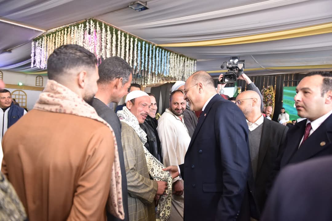 بالصور..وزير العمل يشهد اختبارات المرشحين للعمل فى موسم الحج