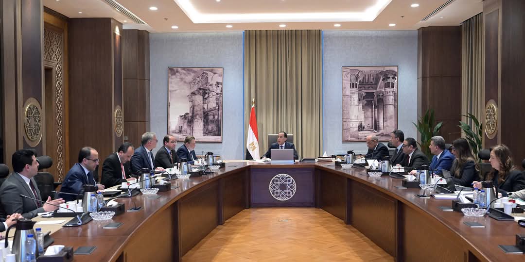مدبولى : توجيهات رئاسية بتوفير مخزون آمن من السلع والمنتجات الاستراتيجية