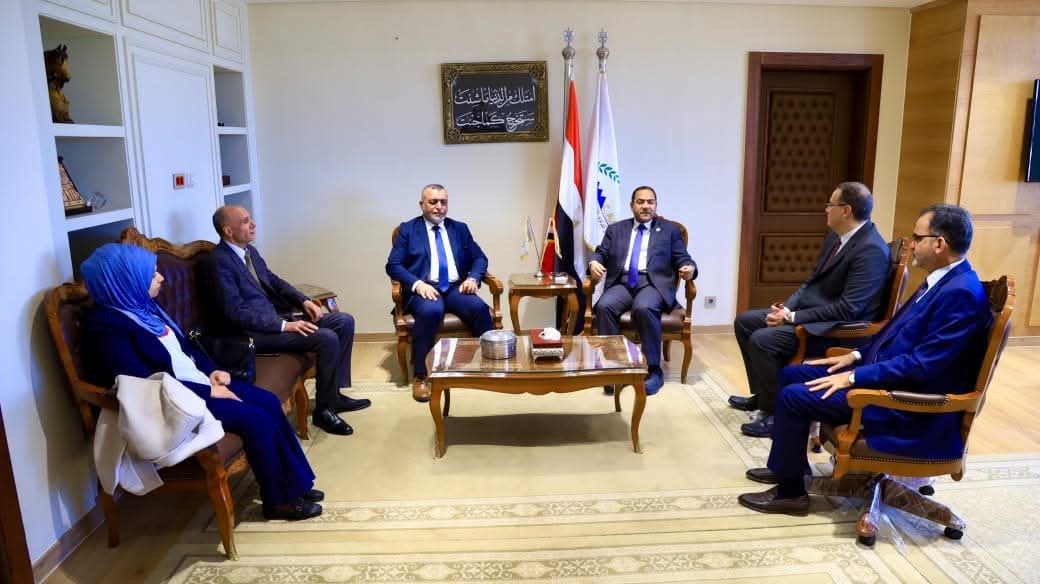 الشيخ يبحث مع مجلس الخدمة العراقى تفعيل مذكرة التعاون المشترك