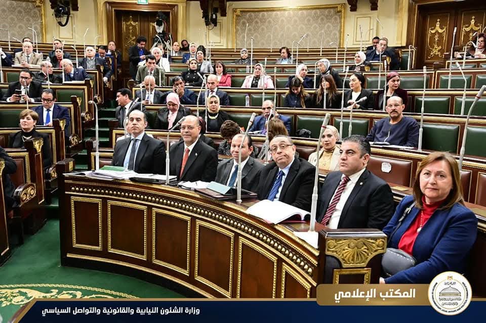 وزير الشئون النيابية: مشروع قانون العمل الجديد يحقق التوازن بين أطراف العملية الإنتاجية