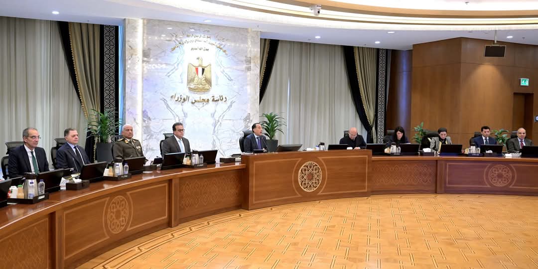 الحكومة:سيتم توفير تمويل للتعيين والتوظيف بالصحة والتربية والتعليم