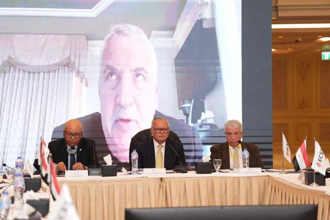 توماس فريدمان: خطة تهجير الفلسطينيين ستموت من تلقاء نفسها