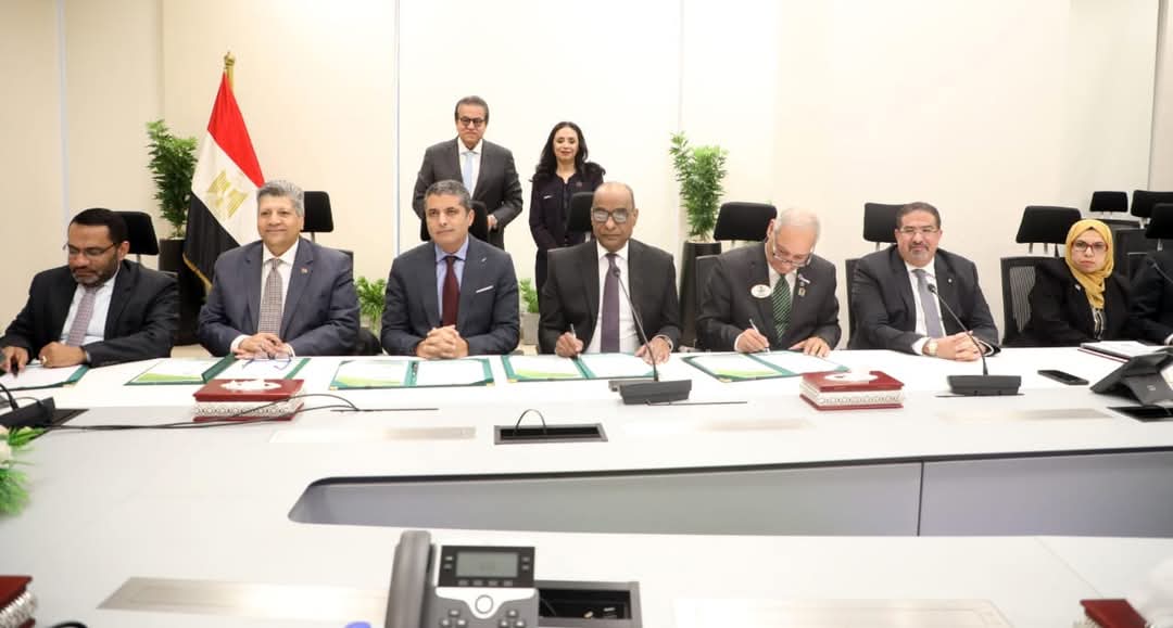 الجمعية العالمية لأندية "الليونز" تقدم خدمات فحص النظر لـ7 ملايين طالب ابتدائى