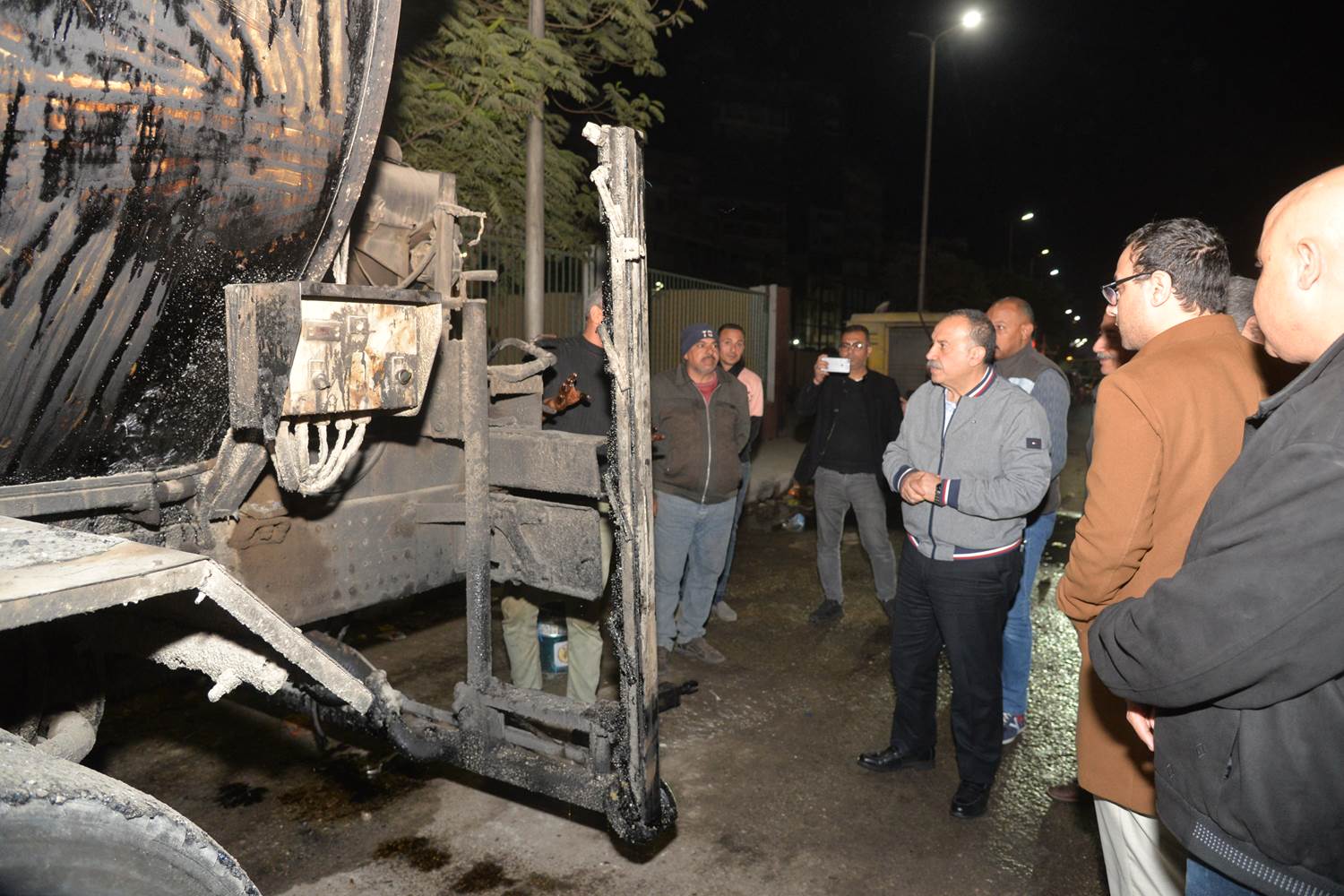 محافظ أسيوط .. يتفقد أعمال تطوير كوبري فيصل ليلاً