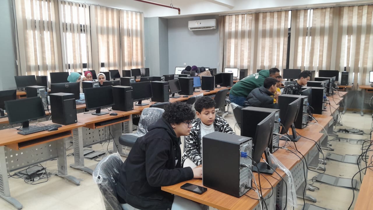 جامعة دمنهور .. تستقبل طلاب مبادرة أشبال مصر الرقمية