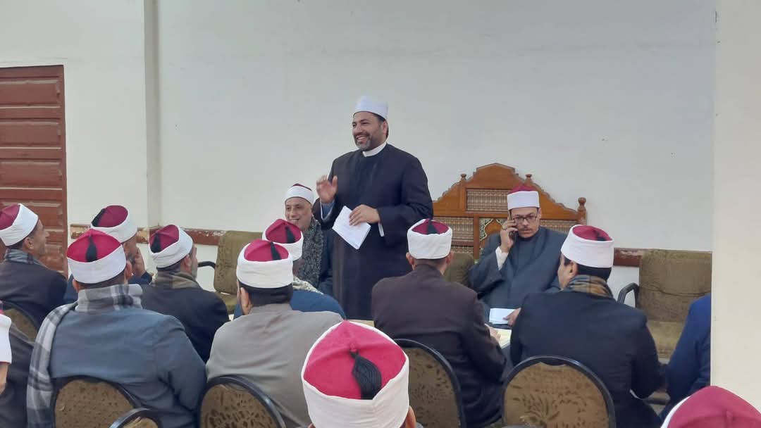 "أوقاف الفيوم" .. تبحث آليات متابعة المساجد خلال رمضان
