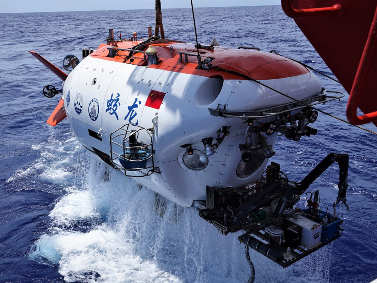 الصين تدخل تحديثات كبيرة .. على الغواصة «جياولونغ» وسفينة الأبحاث «دايانغ ييهاو» - الخبر لايف