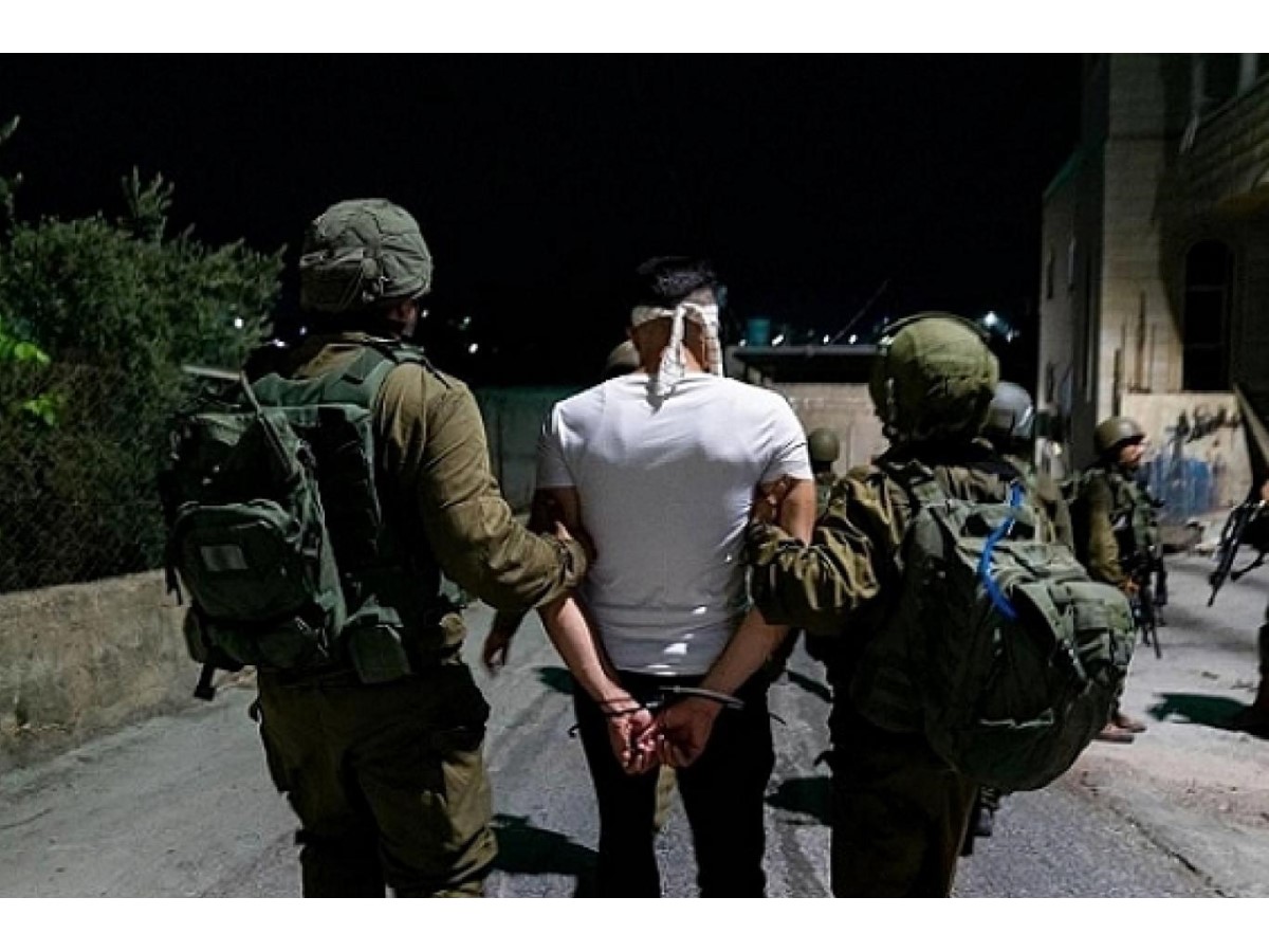 قوات الاحتلال الإسرائيلي تعتقل 18 فلسطينيا .. خلال اقتحامات واسعة في الضفة الغربية