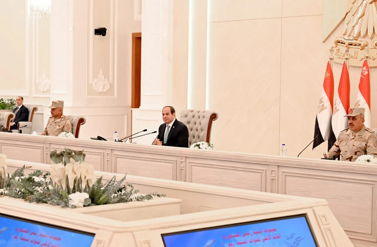 الرئيس:ستظل قواتنا المسلحة درع الوطن وسيفه صامدة في وجه أي تهديد وحامية لمقدرات الشعب العظيم