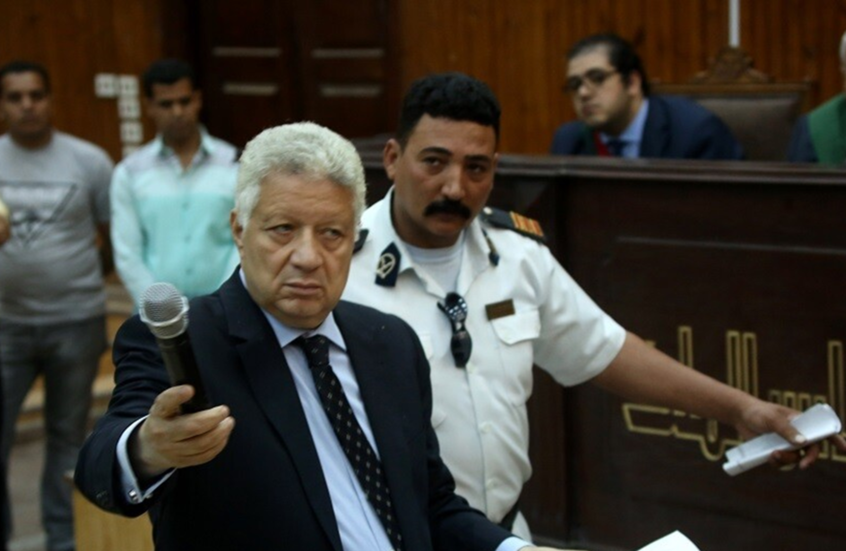 حبس مرتضى منصور 6 أشهر فى قضية سب الخطيب