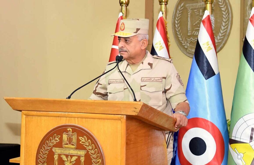 وزير الدفاع:رجال القوات المسلحة سيواصلون التضحية بكل غال ونفيس من أجل الدفاع عن أمن مصر واستقرارها